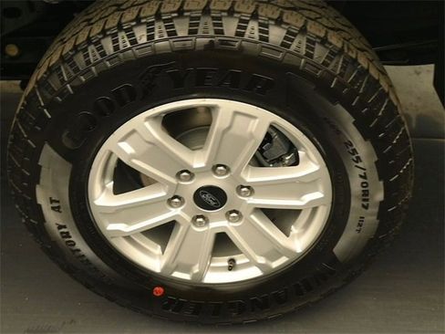 New 2025 Ford Ranger XL image 9