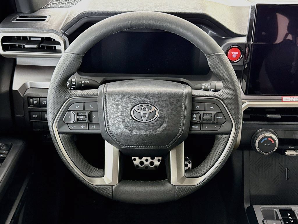 Used 2026 Toyota Tacoma TRD Sport AWD/4WD image 4