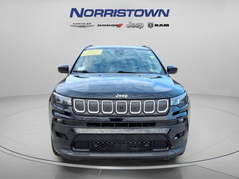 Certified 2022 Jeep Compass Latitude w/ Convenience Group image 2