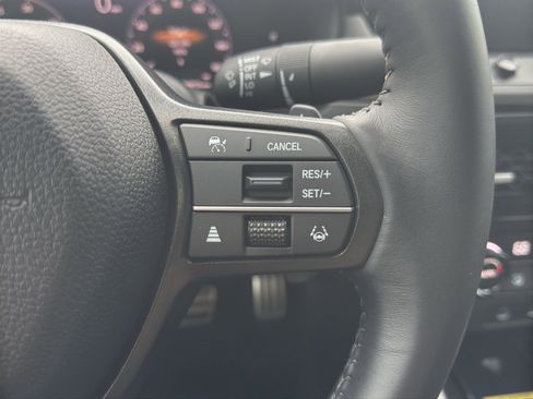 Used 2025 Honda Accord Sport image 16