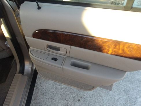 Used 2004 Mercury Grand Marquis LS image 7