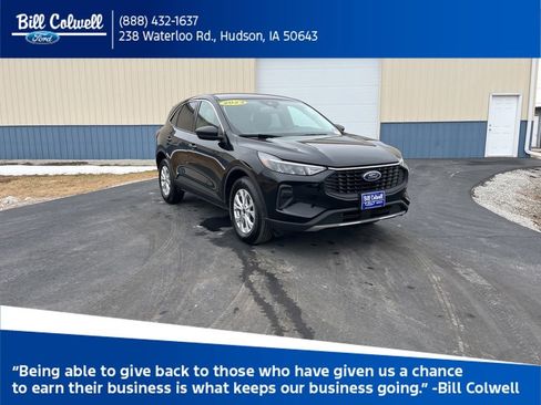 Used 2023 Ford Escape Active image 1