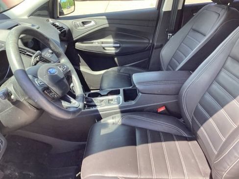 Used 2018 Ford Escape SEL w/ Ford Safe & Smart Package FWD image 27