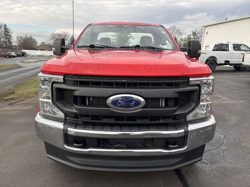 Used 2022 Ford F250 XL w/ Power Equipment Group image 9