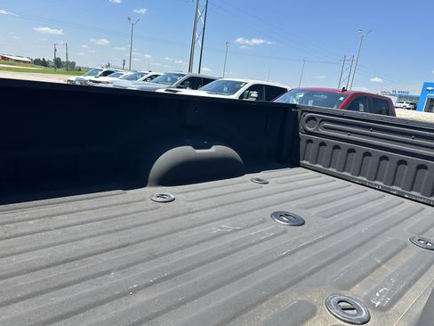 Used 2022 RAM 3500 Tradesman AWD/4WD image 18
