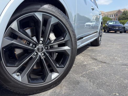 Certified 2026 Audi Q7 2.0T Premium AWD/4WD image 4