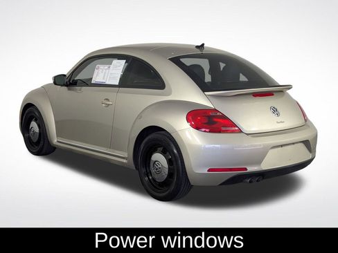 Used 2016 Volkswagen Beetle 1.8T SE image 5