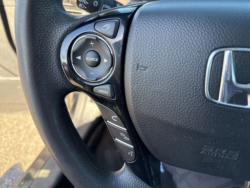 Used 2016 Honda Accord EX image 14