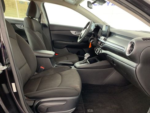 Used 2022 Kia Forte LXS FWD image 35