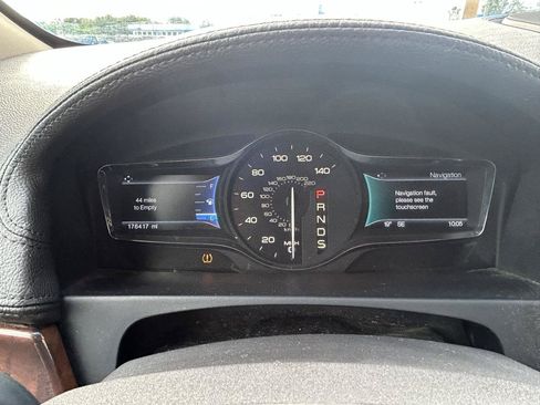 Used 2014 Lincoln MKX AWD w/ Equipment Group 101A image 22