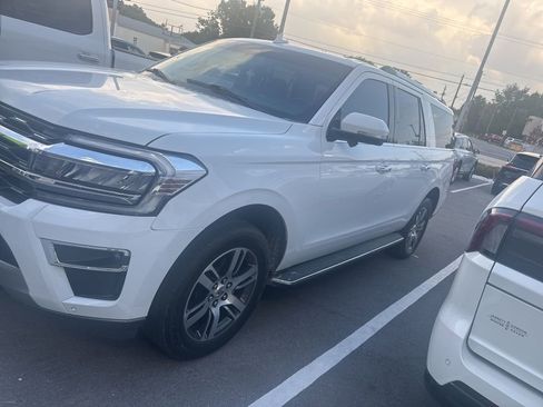 Used 2023 Ford Expedition Max Limited image 2