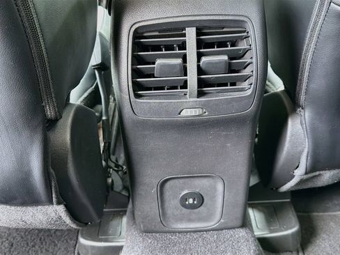 Used 2023 Ford Escape Platinum AWD/4WD image 27