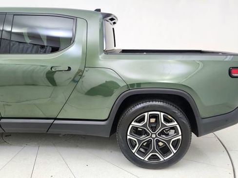 Used 2024 Rivian R1T Adventure AWD/4WD image 10