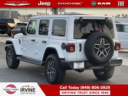 Certified 2024 Jeep Wrangler Sahara w/ Technology Group image 4