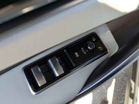 New 2026 Jaguar F-PACE R-Dynamic S image 15