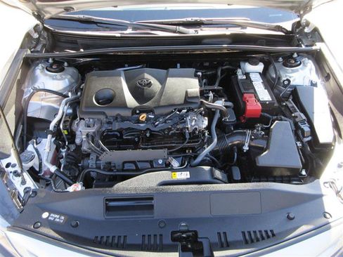 Used 2024 Toyota Camry SE FWD image 30