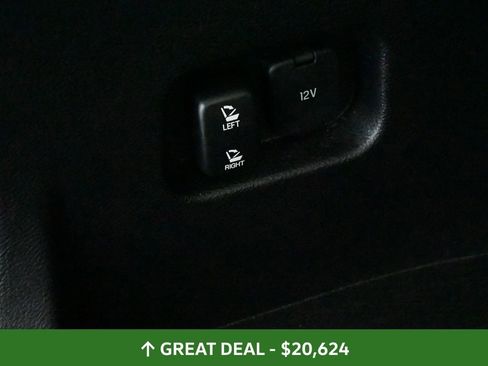 Used 2024 Ford Edge SEL image 21