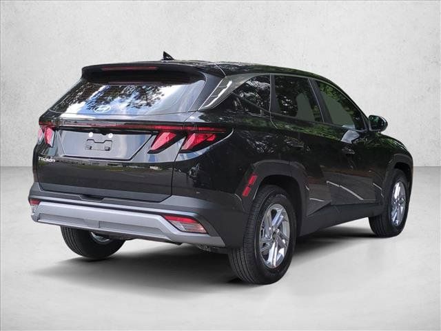 New 2026 Hyundai Tucson SE FWD image 2