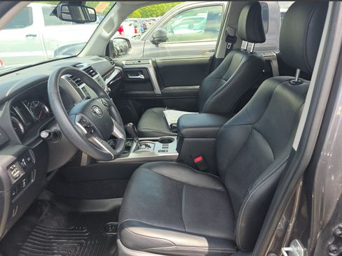 Used 2020 Toyota 4Runner Limited RWD image 9