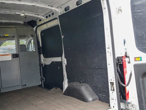 Used 2018 Ford Transit 250 130 Medium Roof w/ Interior Upgrade Package RWD image 15