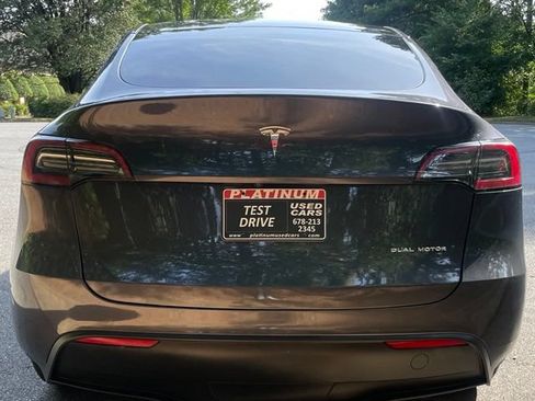 Used 2023 Tesla Model Y Long Range AWD/4WD image 7
