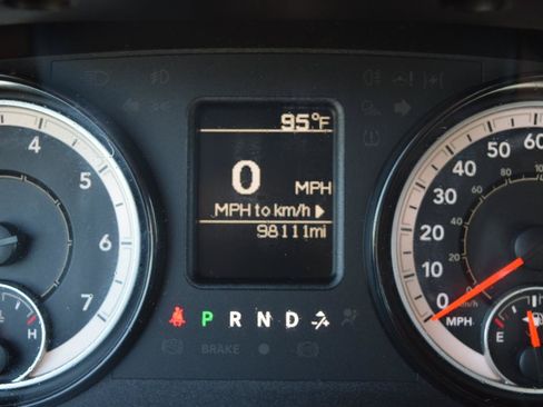 Used 2019 RAM 1500 Tradesman AWD/4WD image 18