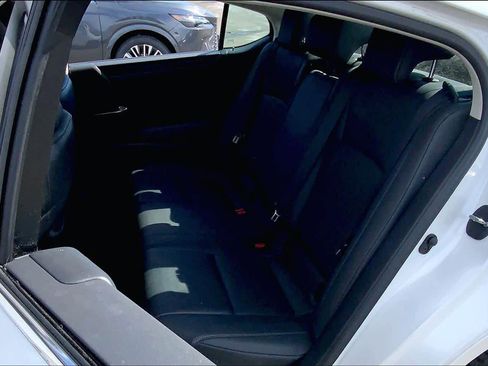 Used 2022 Lexus ES 300h w/ Premium Package image 21