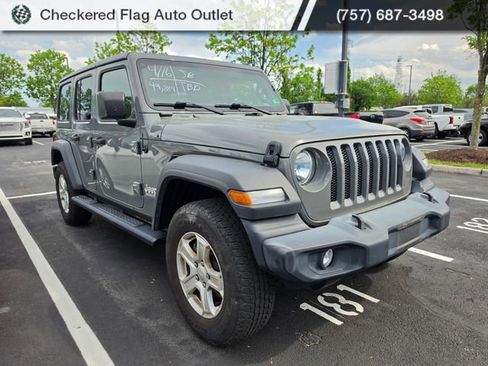 Used 2020 Jeep Wrangler Unlimited Sport S AWD/4WD image 3