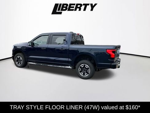 Used 2023 Ford F150 Lightning XLT image 3
