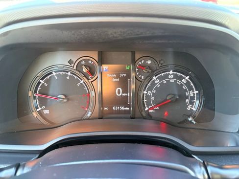 Used 2022 Toyota 4Runner SR5 image 25