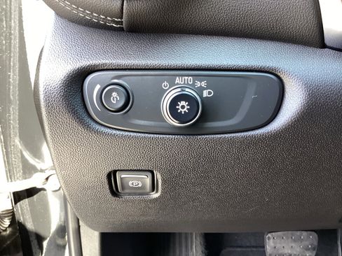 Used 2024 Chevrolet Blazer LT image 30