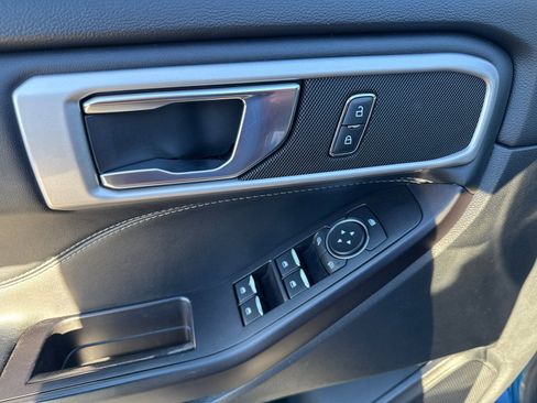 Used 2020 Ford Explorer XLT w/ Equipment Group 202A image 28