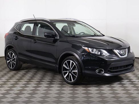 Used 2018 Nissan Rogue Sport SL w/ SL Premium Package image 1