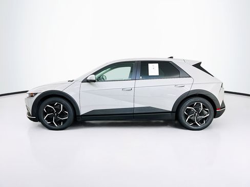Used 2024 Hyundai Ioniq 5 SEL AWD/4WD image 4
