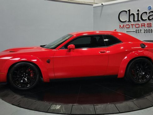 Used 2016 Dodge Challenger SRT Hellcat RWD image 6