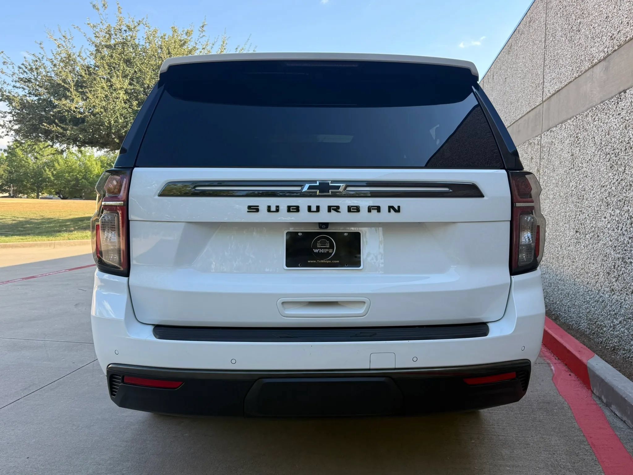 Used 2021 Chevrolet Suburban Z71 AWD/4WD image 5