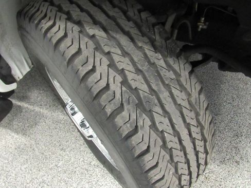 Used 2019 Chevrolet Express 2500 2500 3dr Cargo Van w/ Safety Package image 36