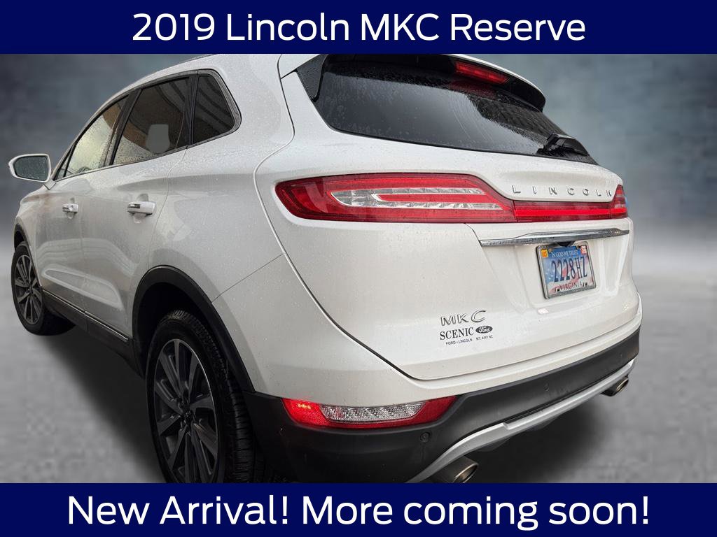 Used 2019 Lincoln MKC Reserve w/ MKC Climate Package FWD image 3