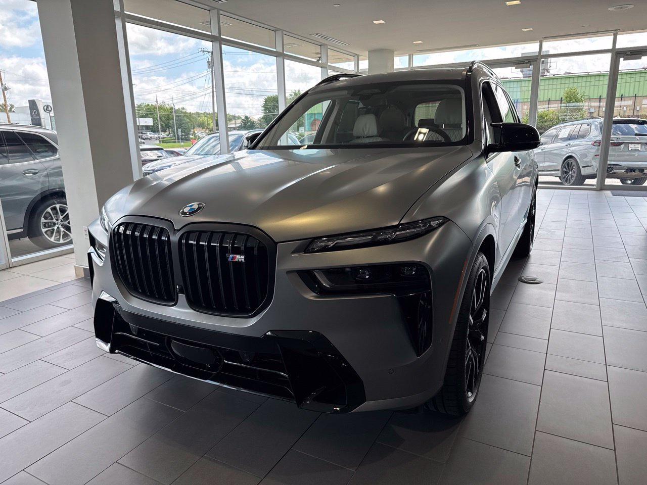 New 2027 BMW X7 M60i AWD/4WD image 3