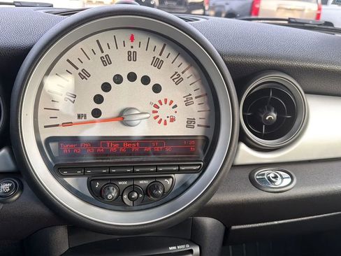 Used 2013 MINI Cooper Convertible image 12