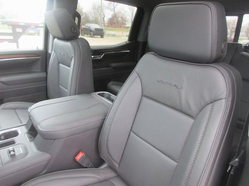 New 2026 GMC Sierra 1500 Denali image 14