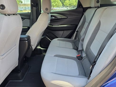 Used 2022 Chevrolet TrailBlazer LS FWD image 28