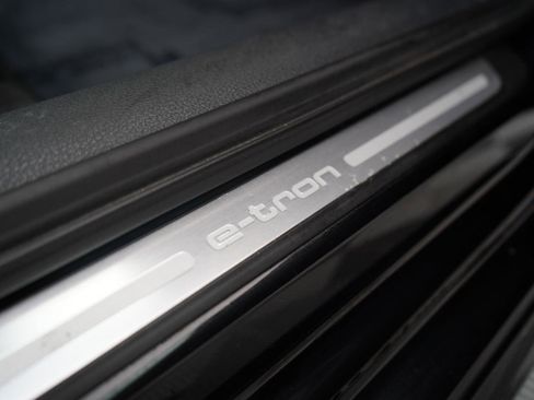 Used 2016 Audi A3 e-tron Premium Plus w/ Premium Plus Package image 69