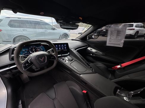 Used 2023 Chevrolet Corvette Stingray Convertible image 18