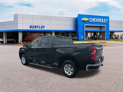 Used 2024 Chevrolet Silverado 1500 LT image 3