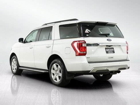 Used 2021 Ford Expedition XLT w/ Equipment Group 202A AWD/4WD image 3