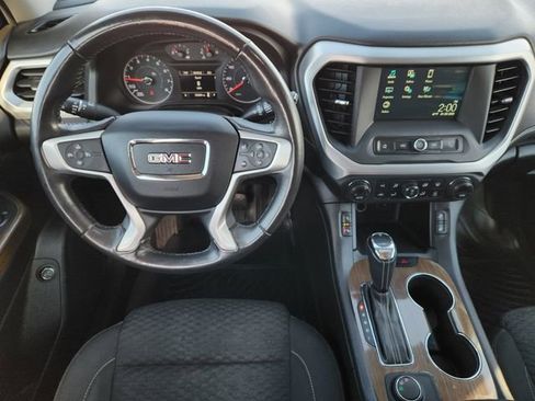 Used 2019 GMC Acadia SLE image 27