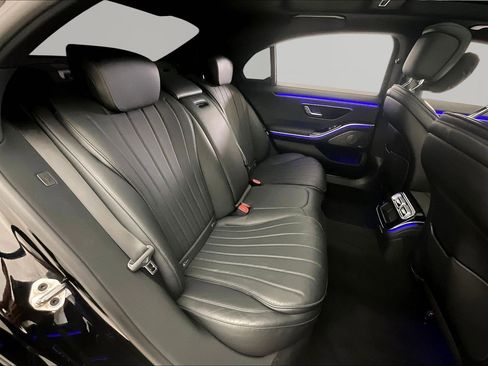 Certified 2023 Mercedes-Benz S 500 4MATIC w/ AMG Line image 25