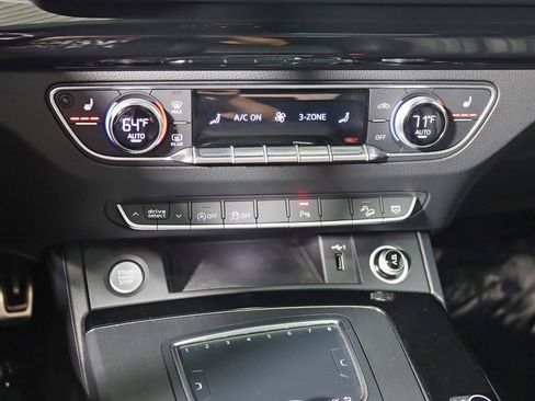 Used 2019 Audi Q5 2.0T AWD/4WD image 26
