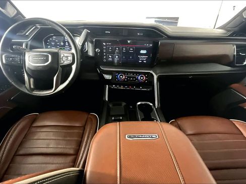 Used 2024 GMC Sierra 2500 Denali Ultimate image 15